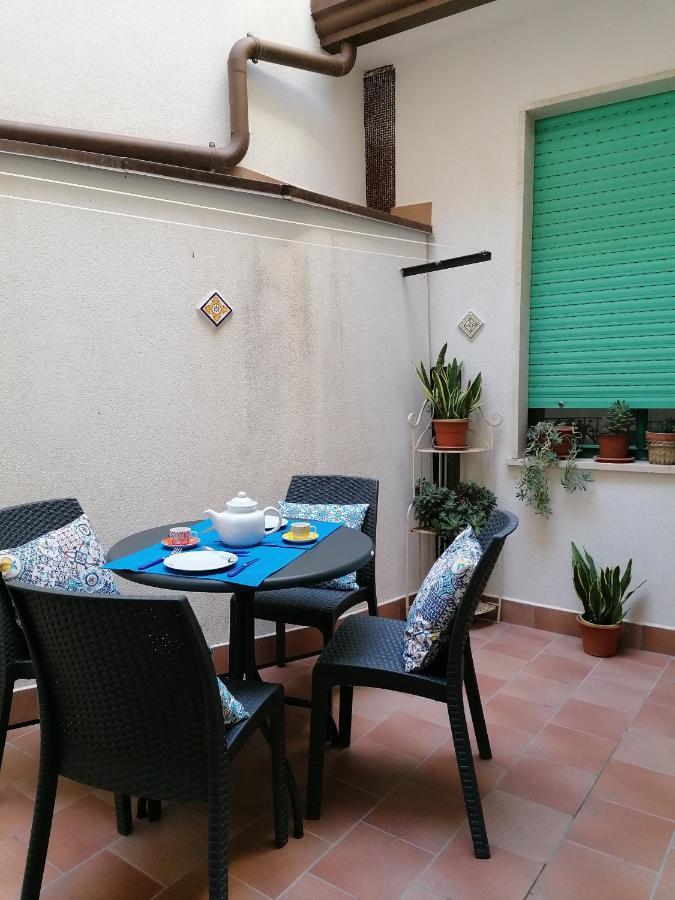 La Lantana Taormina Apartment Bagian luar foto